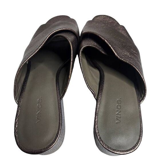 Vince Karsen Round Toe Block Heel Slip On Leather Sandal Metallic Size 11 - Picture 5 of 12